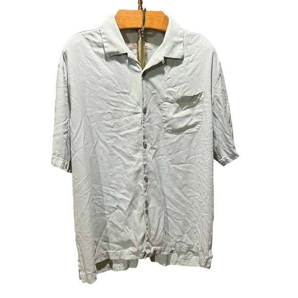 TOMMY BAHAMA ~ Men’s 100% Silk Pale Green Button Down Shirt Original Fit - Picture 1 of 8